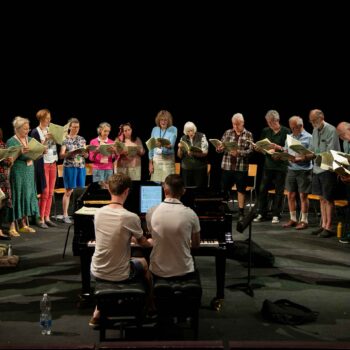 Chamber Choir with Gavin Roberts and Tom Carr