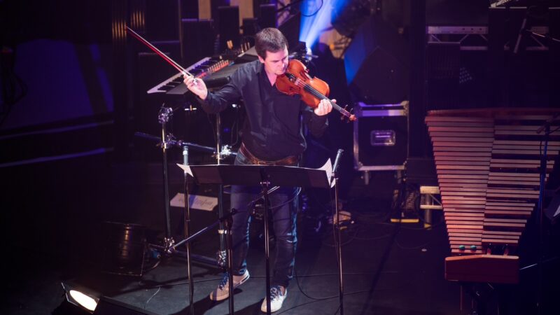 Darragh Morgan Playing With Bow In The Air